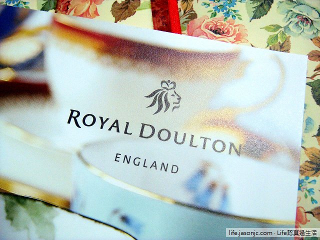 英國皇家道爾頓Royal Doulton瓷盤組