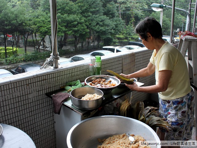 （肉粽）端午節包粽子（成果篇），北部粽甜辣上桌