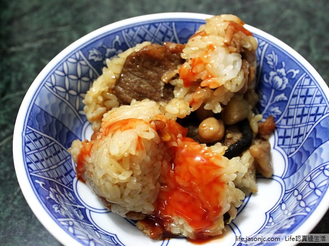 （肉粽）端午節包粽子（成果篇），北部粽甜辣上桌