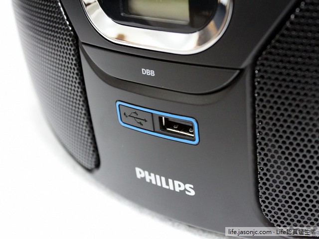 （開箱）Philips飛利浦黑旋風USB/CD手提音響AZ382