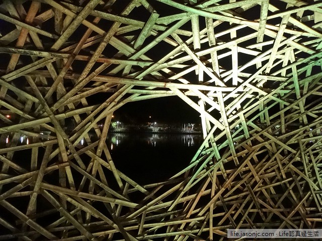 （內湖景點）夜訪碧湖織屋，璀燦亮麗的夢幻城堡@碧湖公園