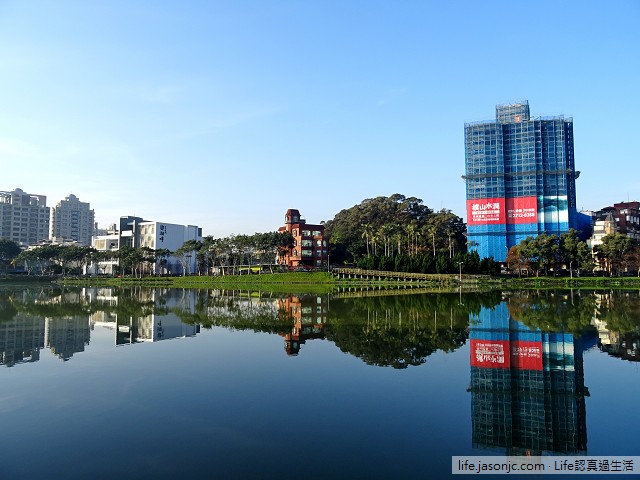 湖面如鏡的內湖碧湖公園 by Sony Cyber-shot DSC-HX60V
