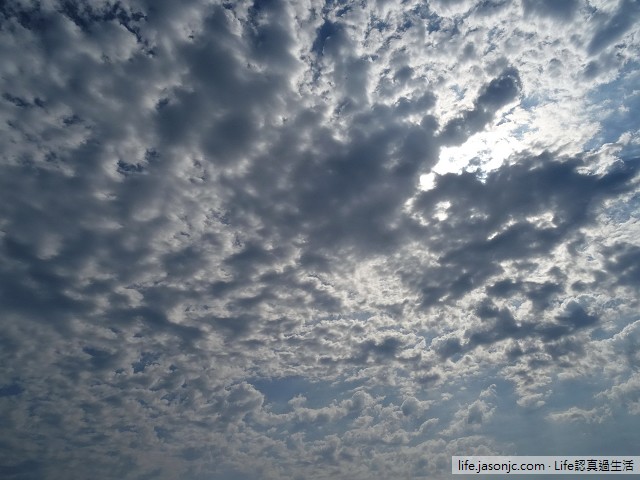 （北海岸景點）萬里獅子公園觀海聽濤、滿天棉花糖般的高積雲