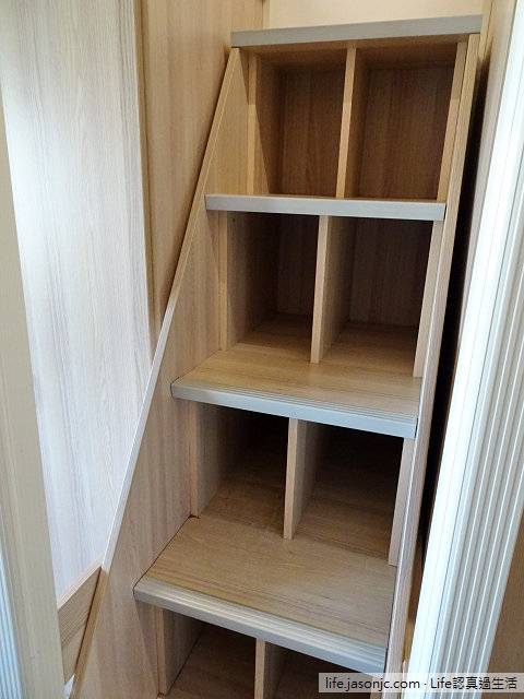 （搬家記錄）清大新齋：衣櫃、床舖、儲物空間