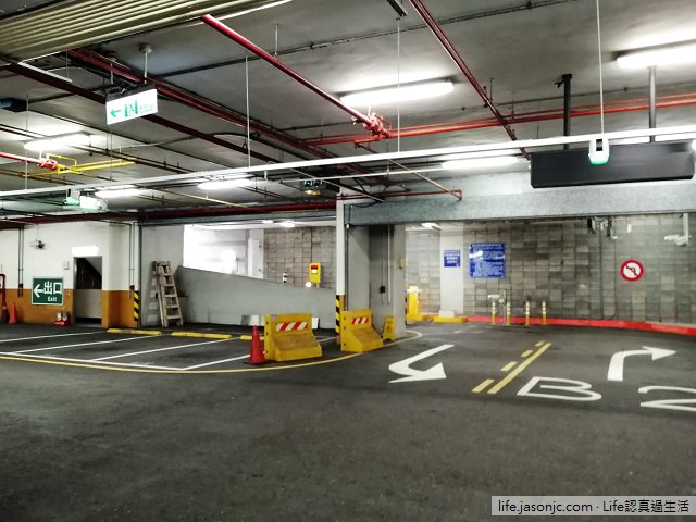 （交通）台北榮總二號門、第三門診地下停車場、身障停車優惠