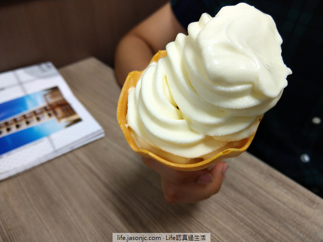 （霜淇淋）7-ELEVEN瀨戶內檸檬霜淇淋@7-11松錦門市